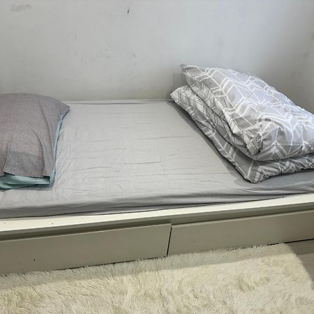 Single Room Canvey Island Ngoại thất bức ảnh